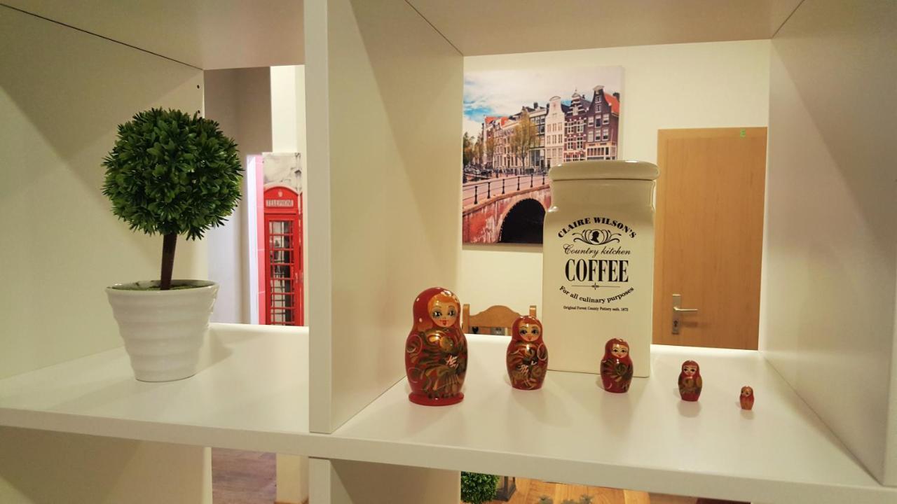 Martas Street Hostel *